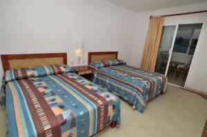 habitacion-estandar-superior-suites-ixtapa-plaza-01