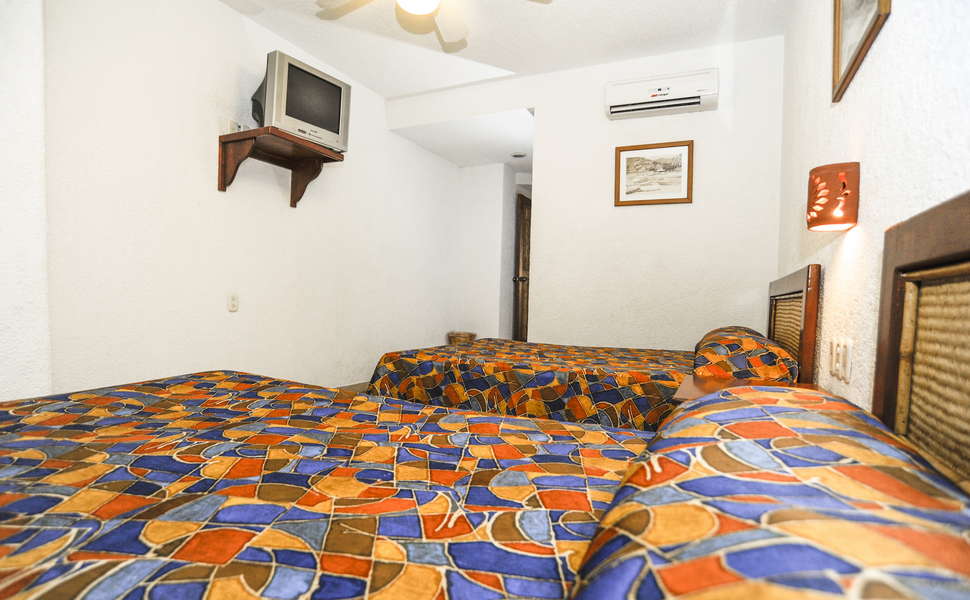 Habitacion Estándar Doble, Hospedaje Hotel Suites Ixtapa Plaza, Hotel en Ixtapa, Zihuatanejo