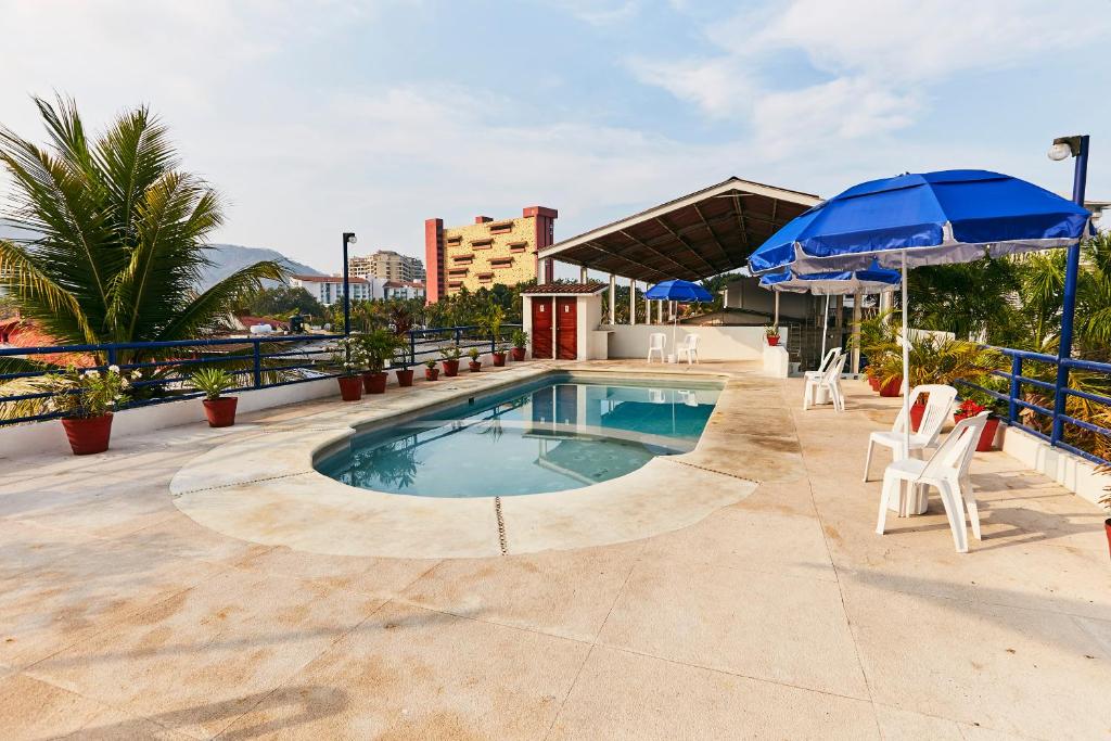 Hotel Suites Ixtapa Plaza, Hotel en Ixtapa-Zihuatanejo